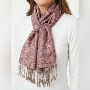 Paisley print Scarf-NWOT